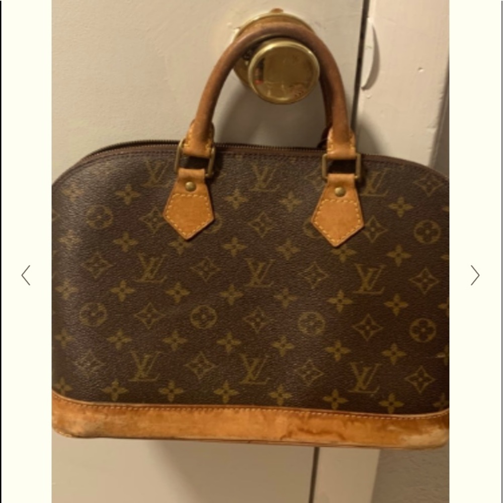 Preloved Louis Vuitton Alma bag